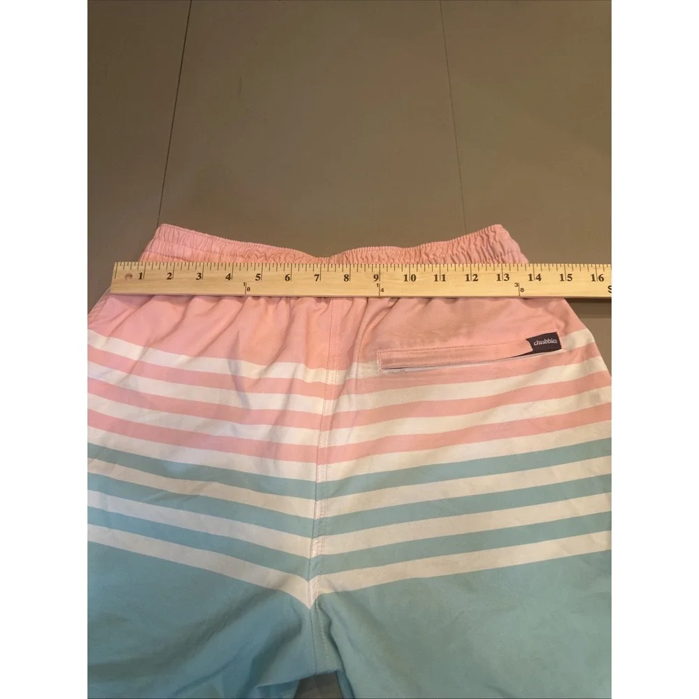 chubbies ***** small